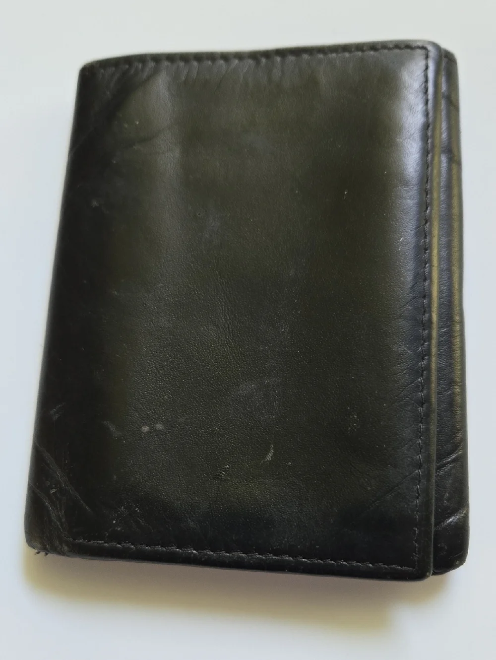 Black CALFSKIN trifold Wallet    (BIN 005)